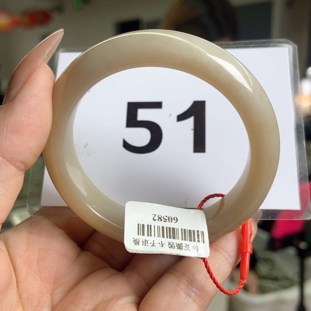 【闪购商品】未镶嵌手镯和田玉