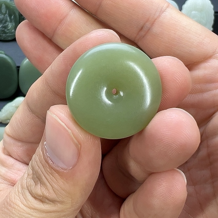 和田玉平安扣未镶嵌