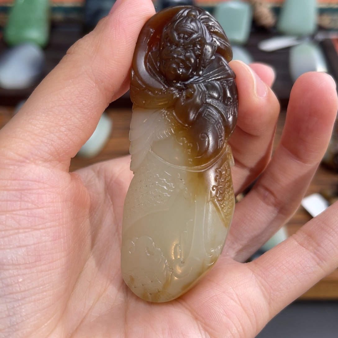 和田玉颈饰未镶嵌咕****噜