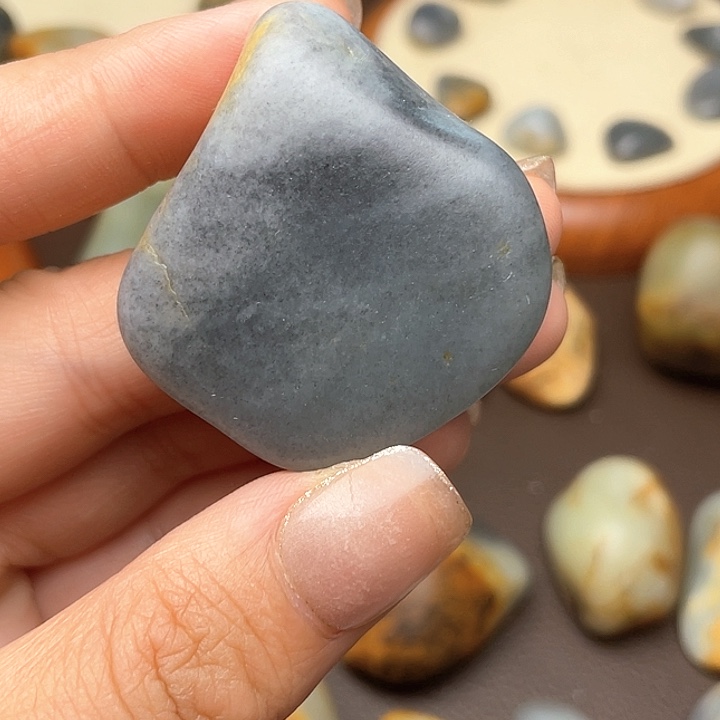 和田玉未镶嵌颈饰33