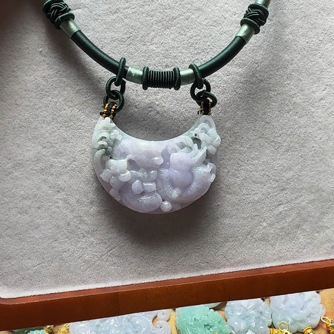 吊坠(赠链)未镶嵌翡翠