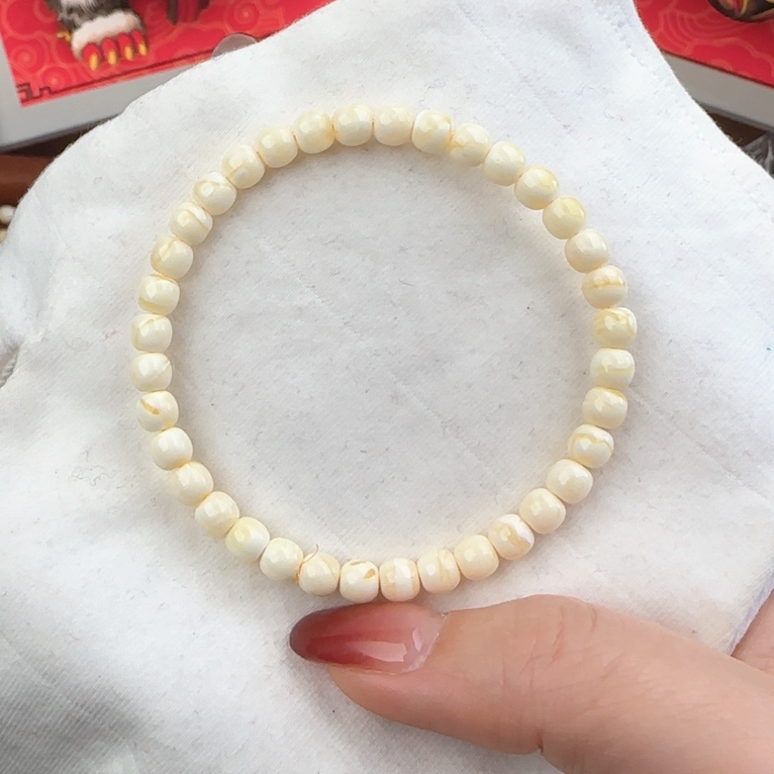 琥珀珠宝奇石未镶嵌石*佛5.5