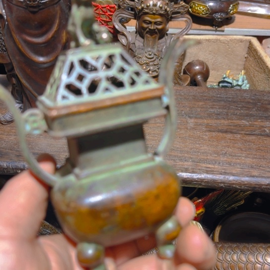 铜的。全清了一件不留