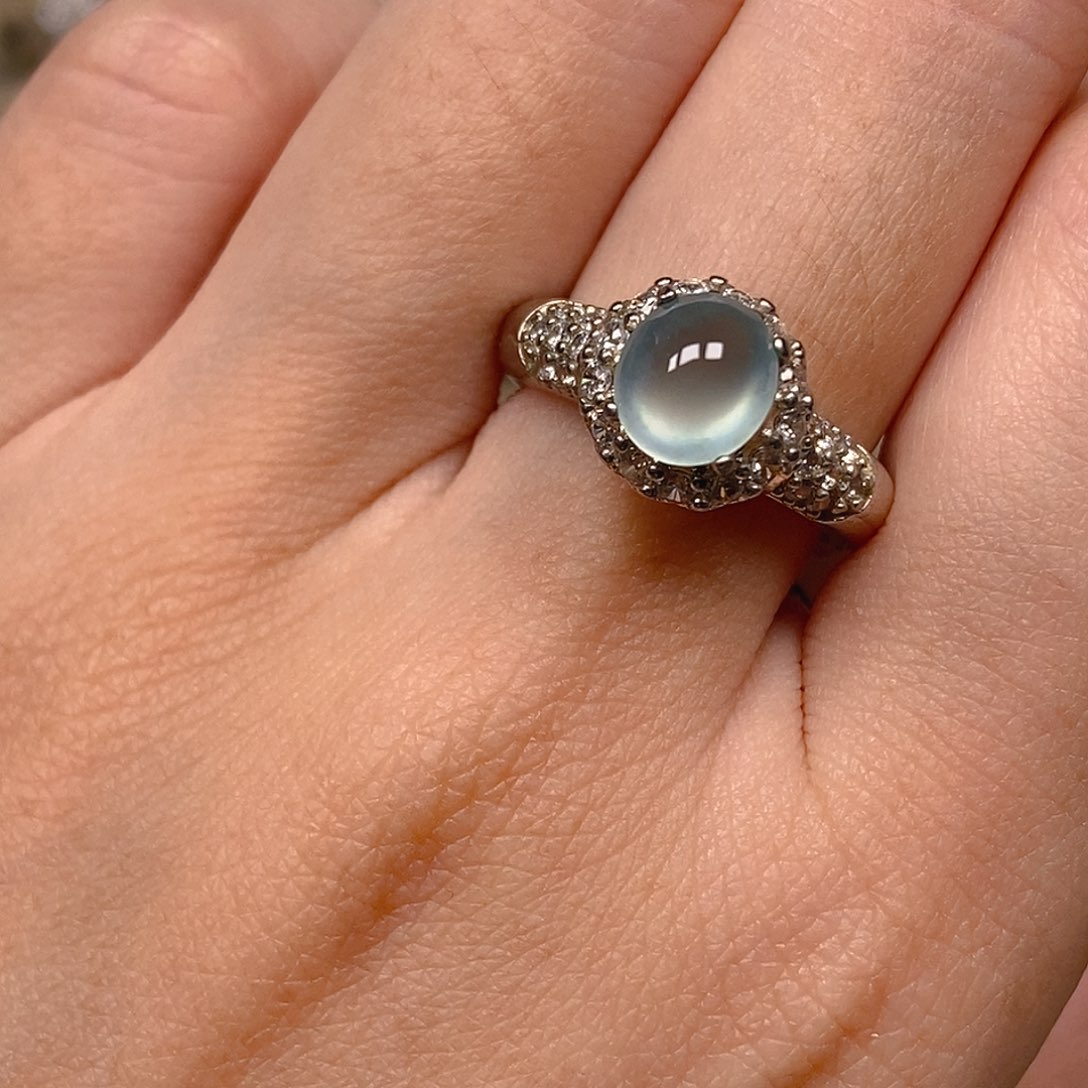 翡翠戒指未镶嵌蓝冰