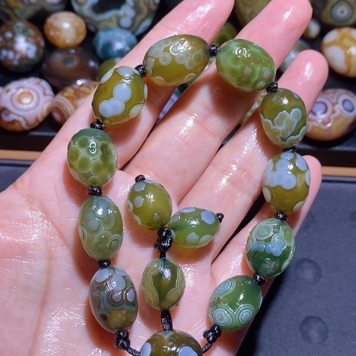 未镶嵌玛瑙/玉髓珠宝半成品132