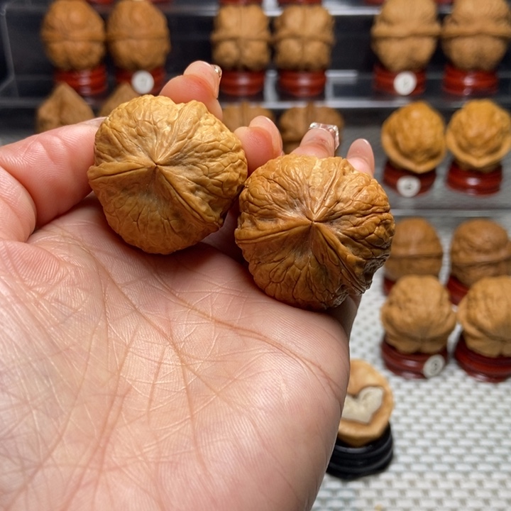 桃核把件9御宝三棱