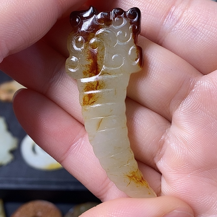 和田玉（糖玉）车挂未镶嵌赵*