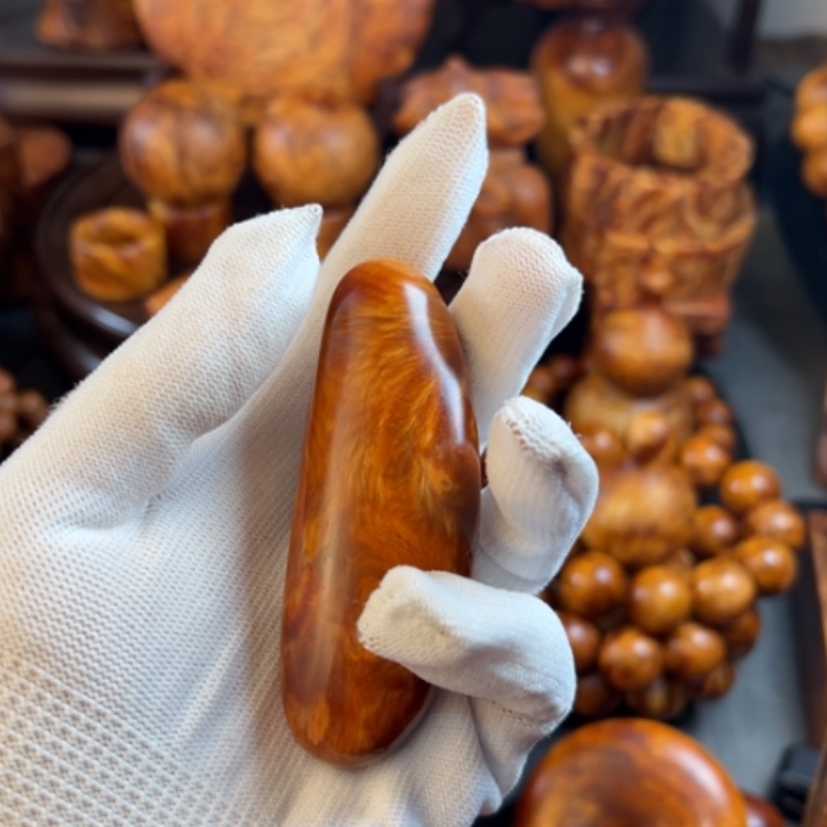 【闪购商品】松木（琥珀木）把件