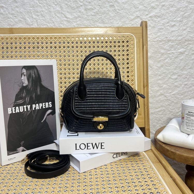 95新/菲拉格慕/包包/[251026EV0001]/C17416618495