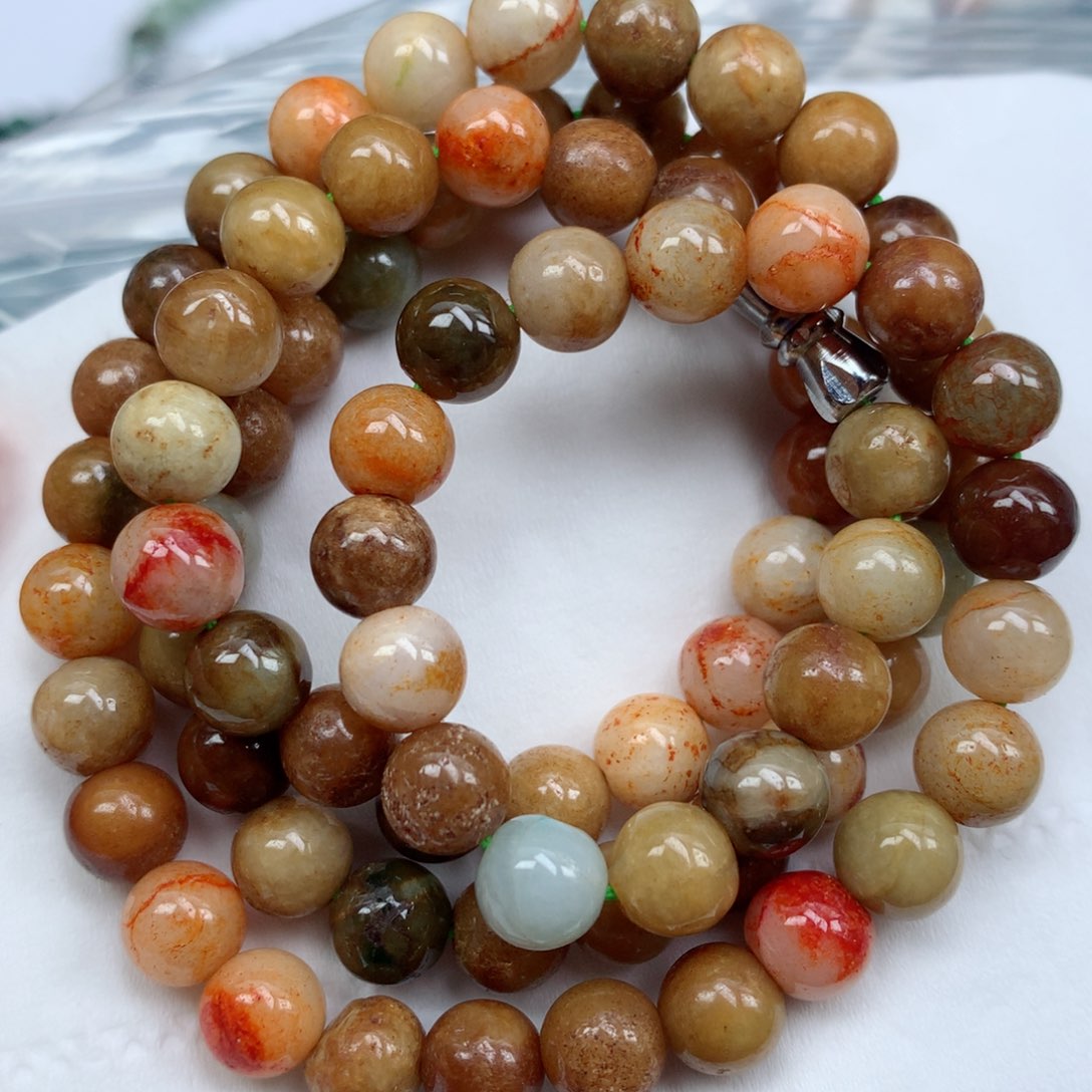 翡翠颈饰未镶嵌手串