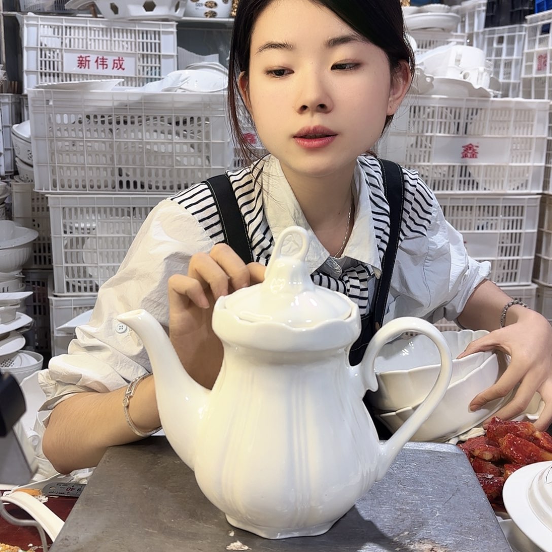 盘微瑕产品………南瓜水壶一个