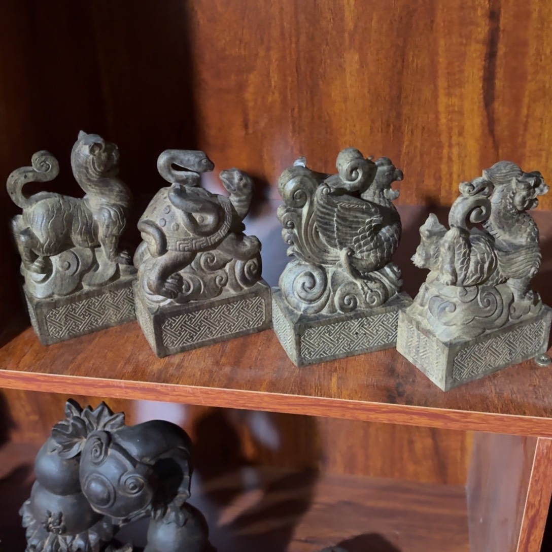 狼***_木家居用品摆件等