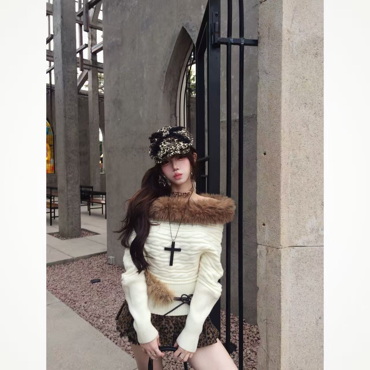 【林林在忙】涩谷甜心 复古气质显瘦针织毛衣+豹纹微褶短裙