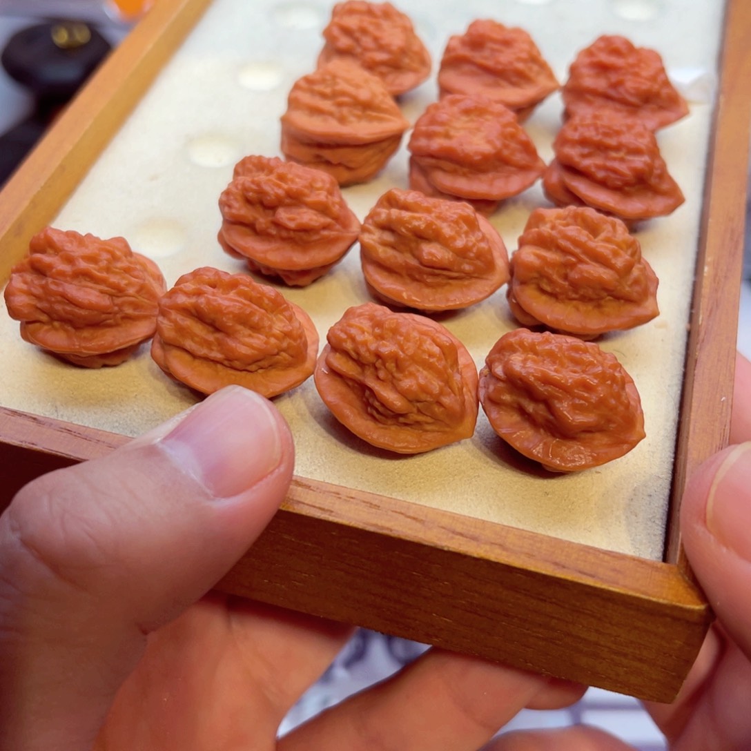 文玩核桃手串蛤蟆头