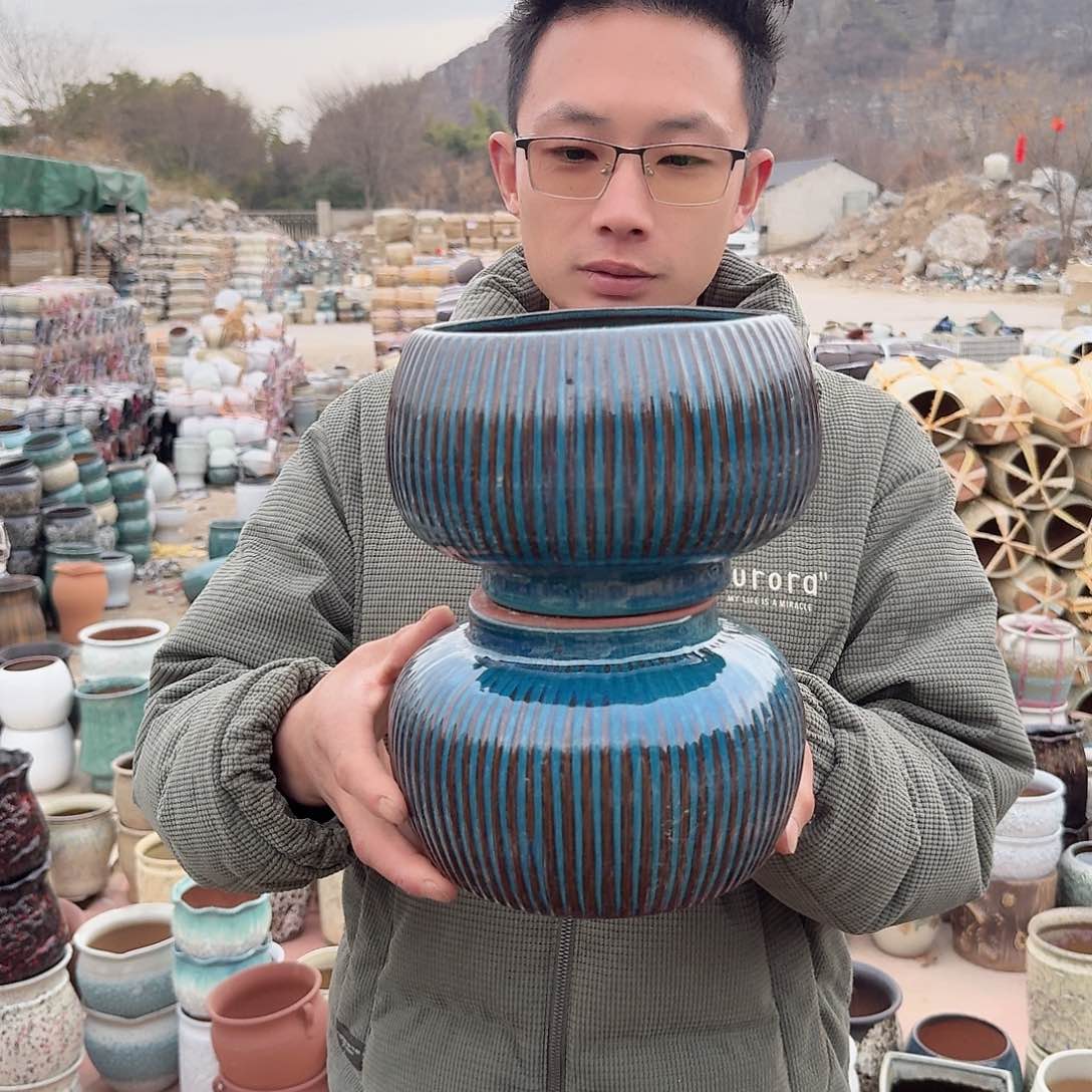 紫砂花盆口16.5高14（两个竖条拼外贸