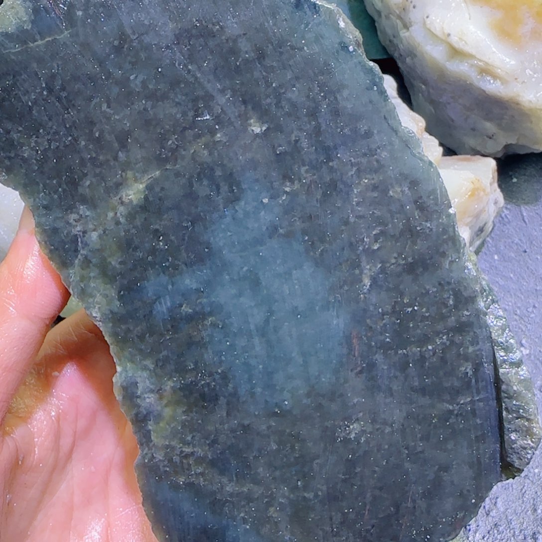 和田玉未镶嵌珠宝半成品