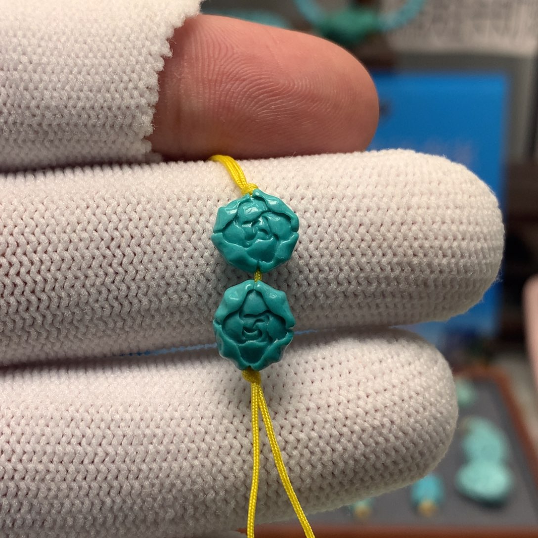 绿松石未镶嵌挂件