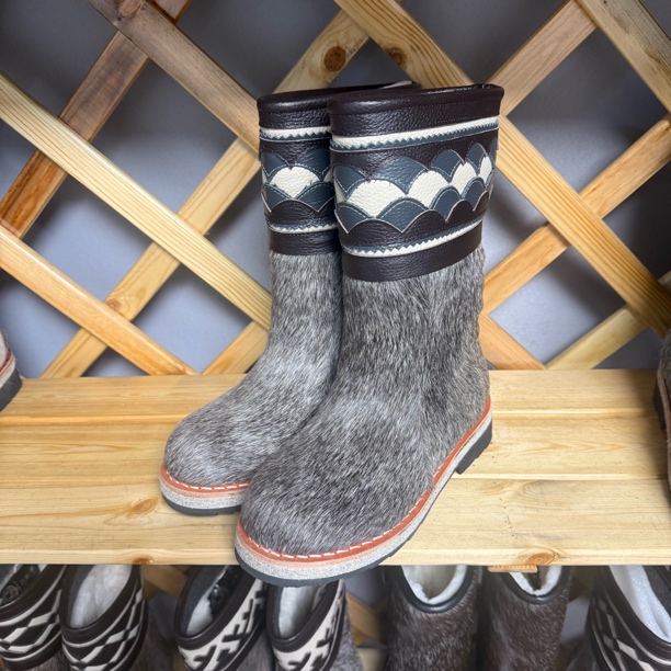 阿尔巴特女款中筒圆头防滑蒙古马毛靴【S23-52】 女士   中筒时尚