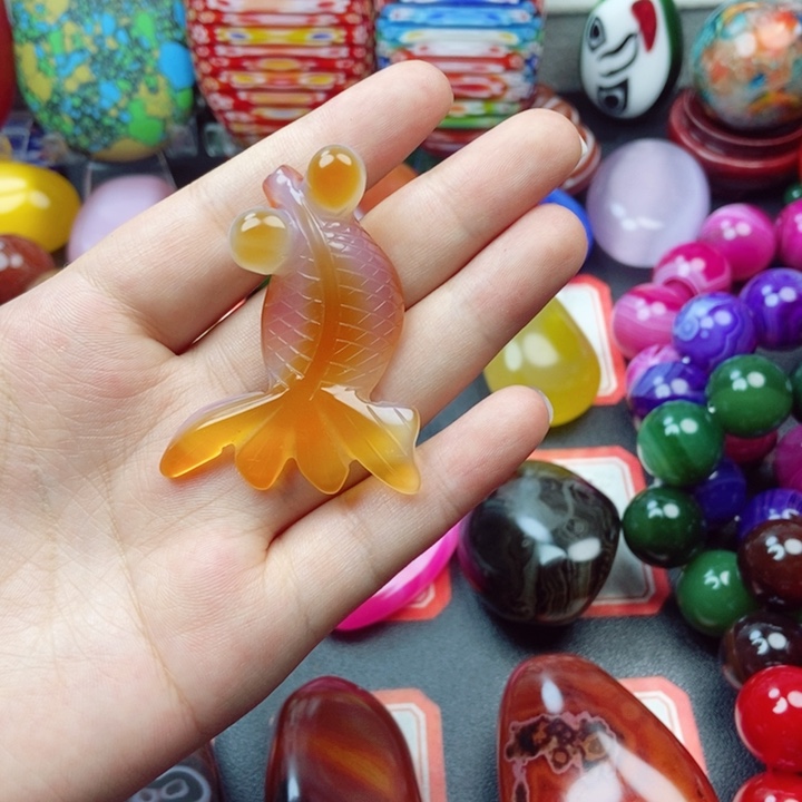 未镶嵌玛瑙/玉髓珠宝奇石