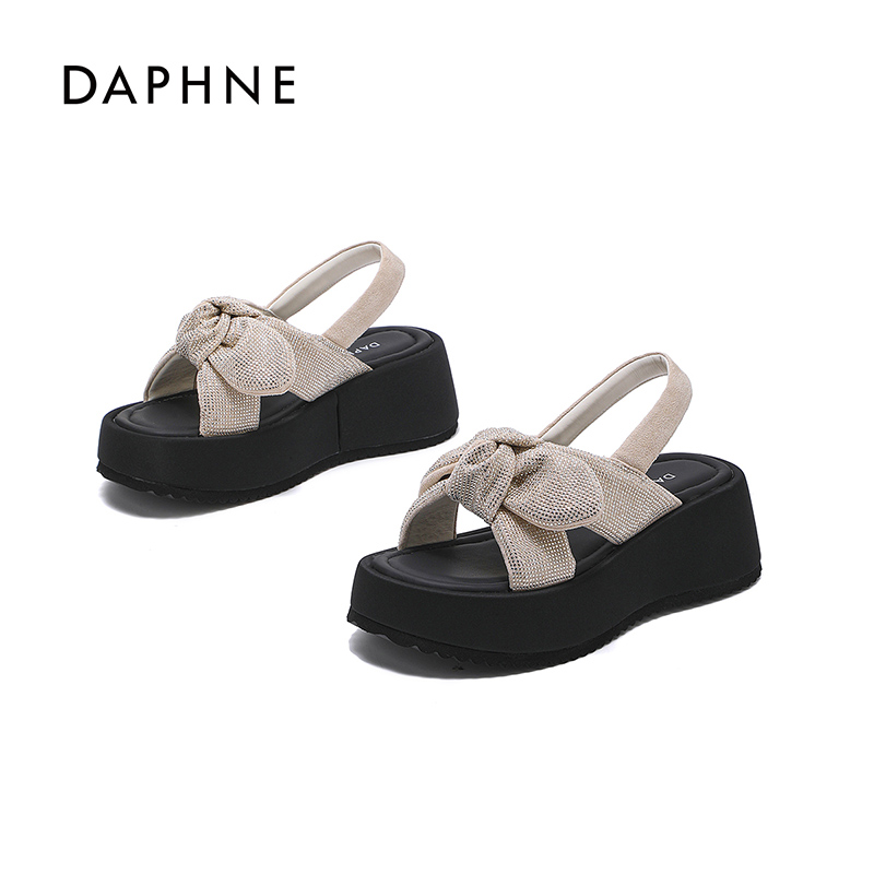 达芙妮透气蝴蝶结时尚凉鞋女2025夏季新款厚底增高露趾百搭休闲L