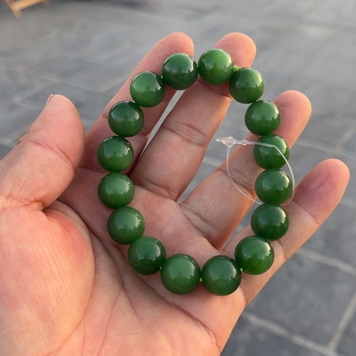 和田玉（碧玉）未镶嵌手链