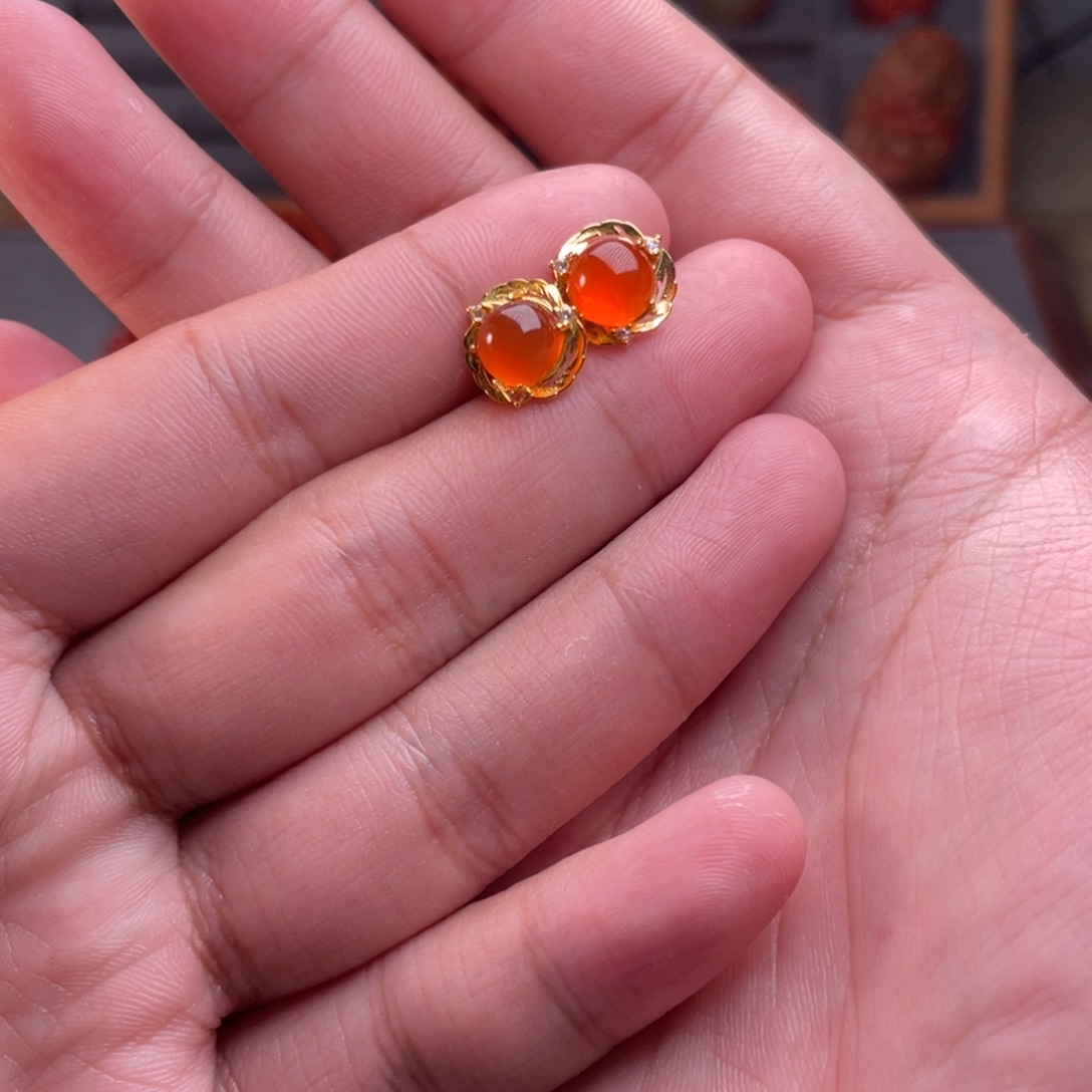 王***9南红玛瑙银S925镀金镶嵌配饰