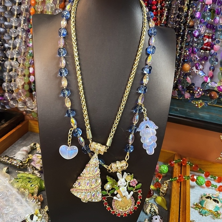 露***酱琉璃铜合金琉璃铜合金