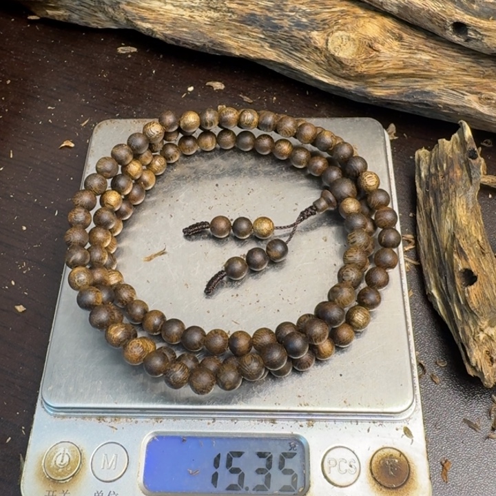 沉香碎屑沉香绿棋楠张勺子06