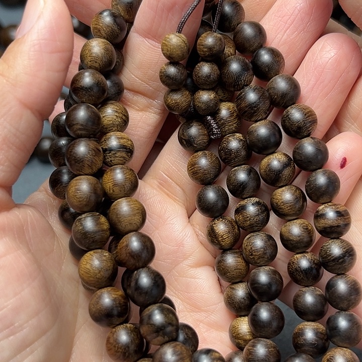 沉香手串随*！白棋留疤