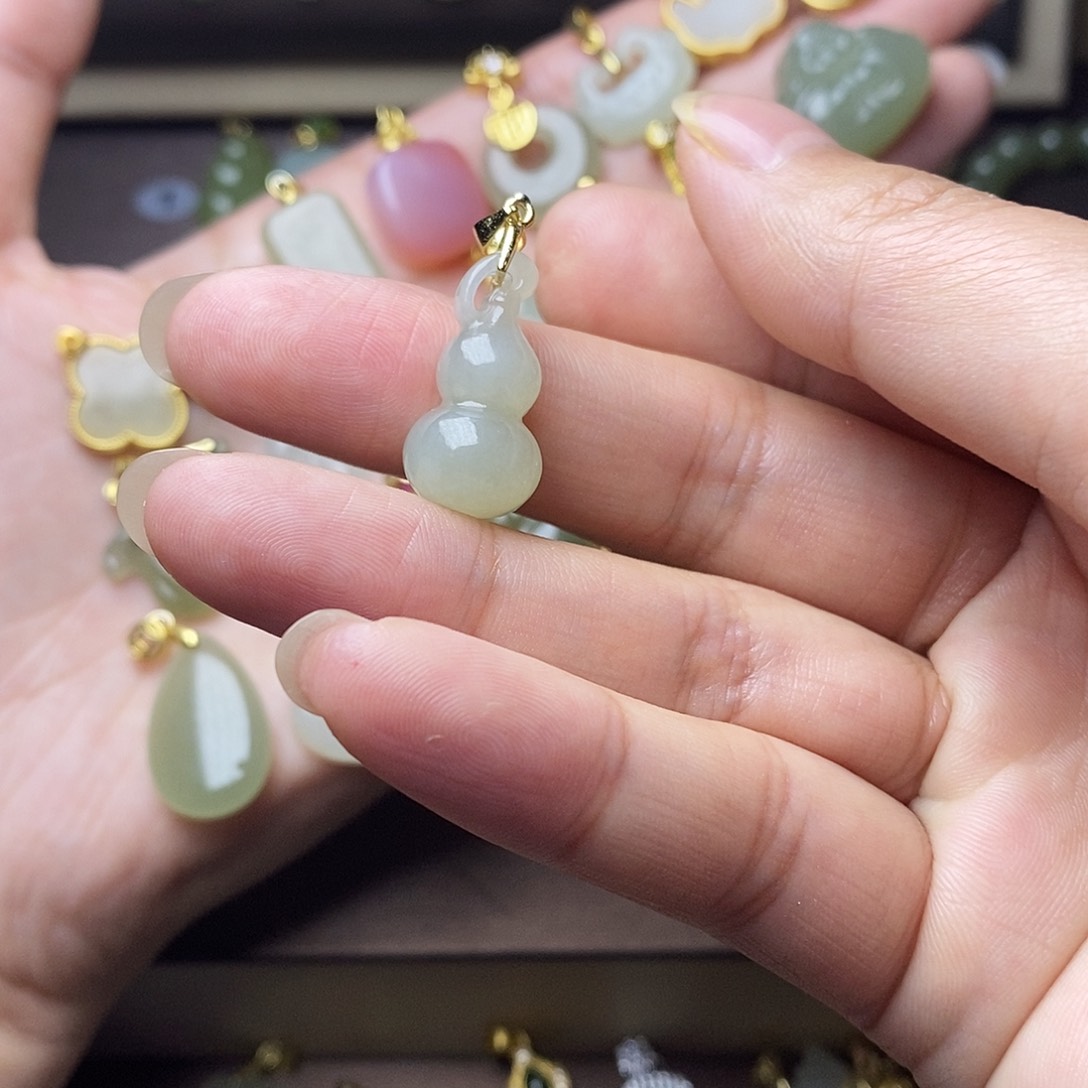 和田玉颈饰银S925镶嵌