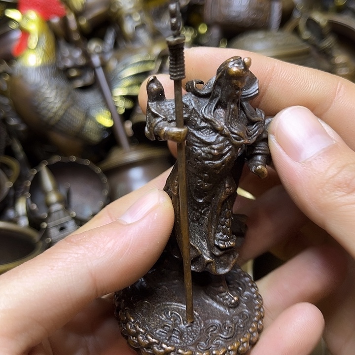 诚信经营精美铜器