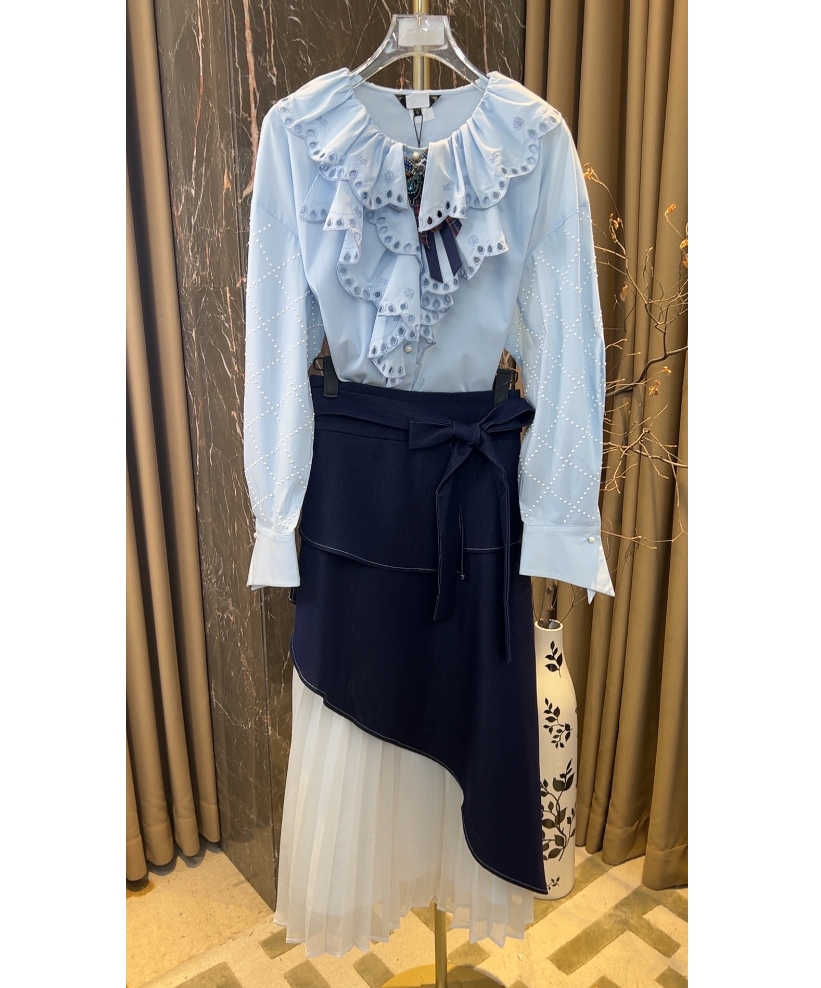 芙娜妮轻奢2025新款小众设计气质显瘦名媛女装两件套 F2510709