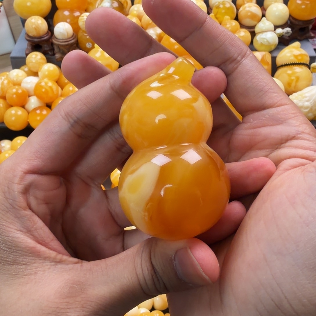 鸿***技琥珀未镶嵌珠宝奇石