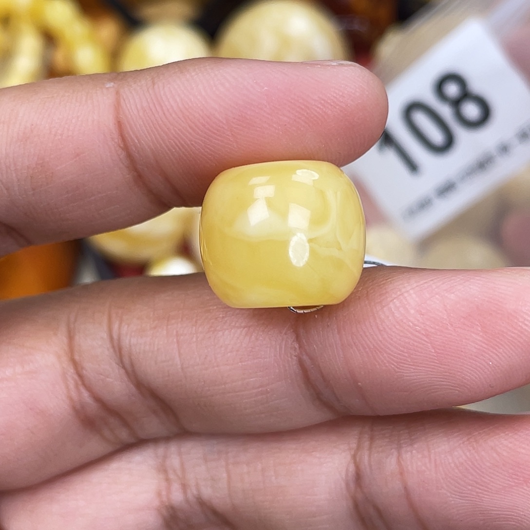 蜜蜡未镶嵌珠宝奇石粉16.6