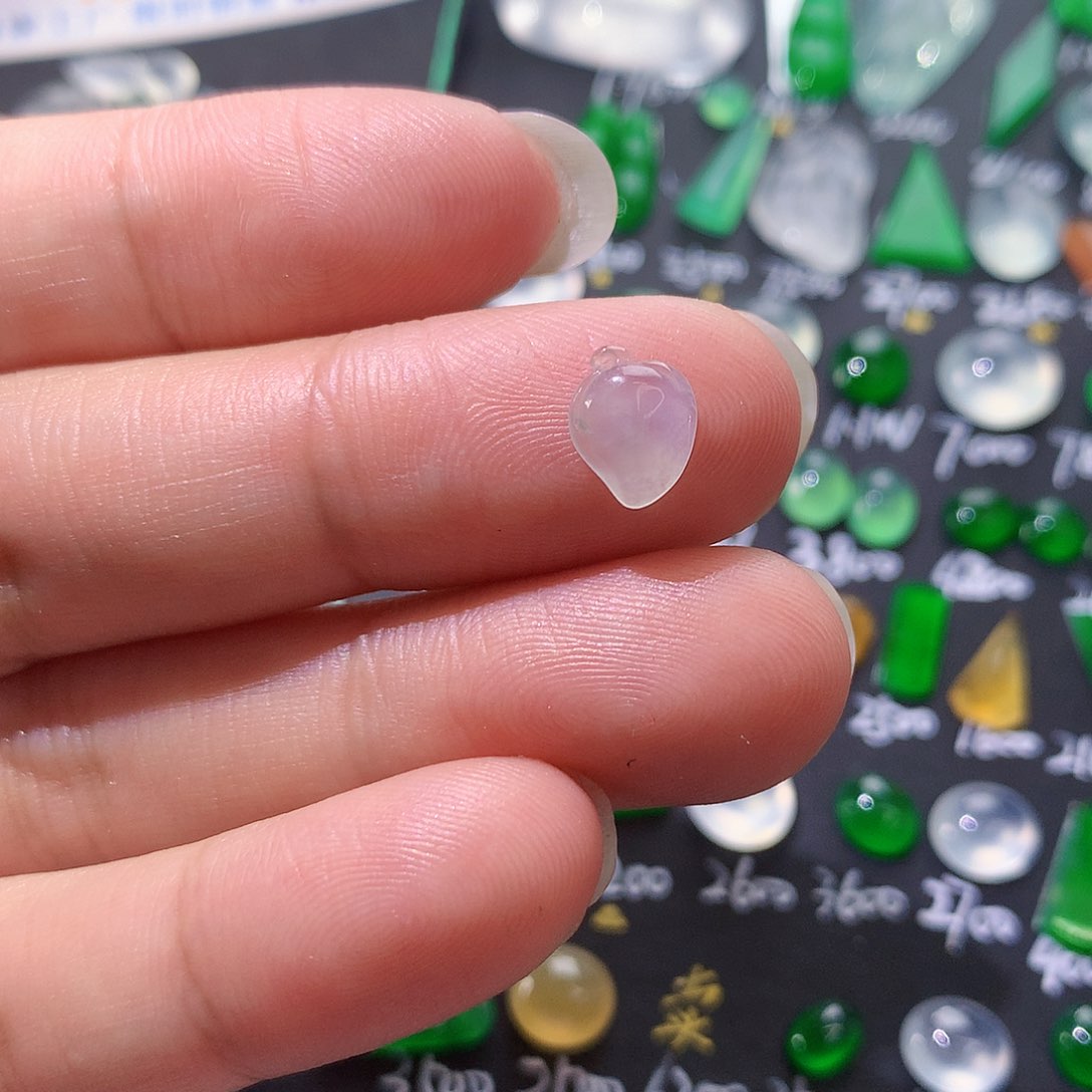 【闪购商品】翡翠颈饰未镶嵌天然翡翠高冰寿桃