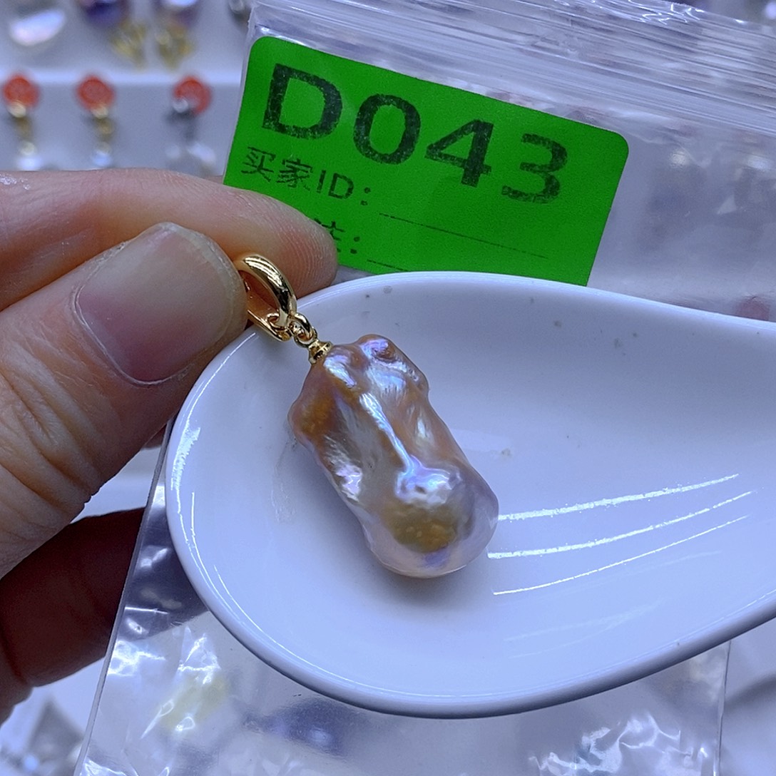 颈饰未镶嵌淡水珍珠