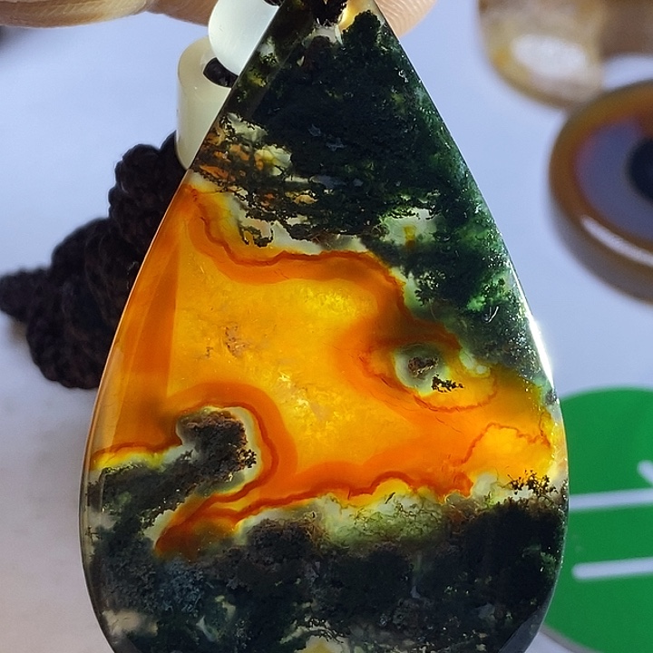 玛瑙/玉髓颈饰未镶嵌