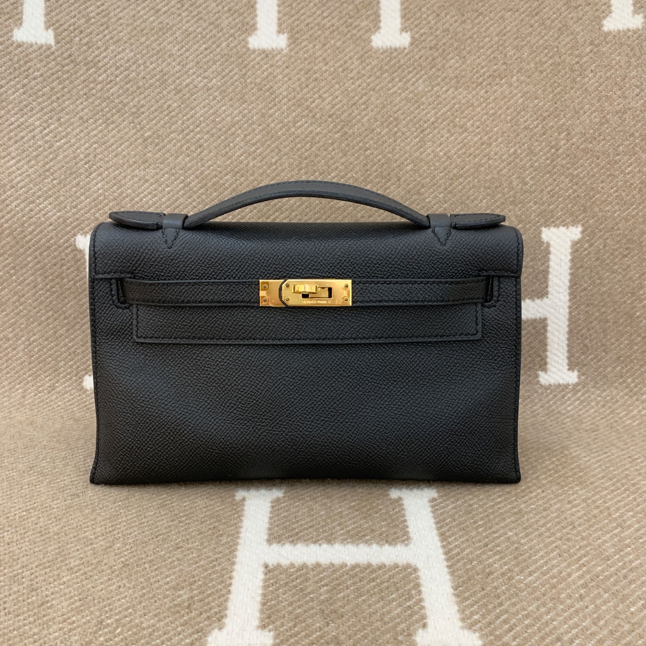 99新 Hermes/爱马仕 kelly 一代 A e皮 89 黑色0109m1 手提包