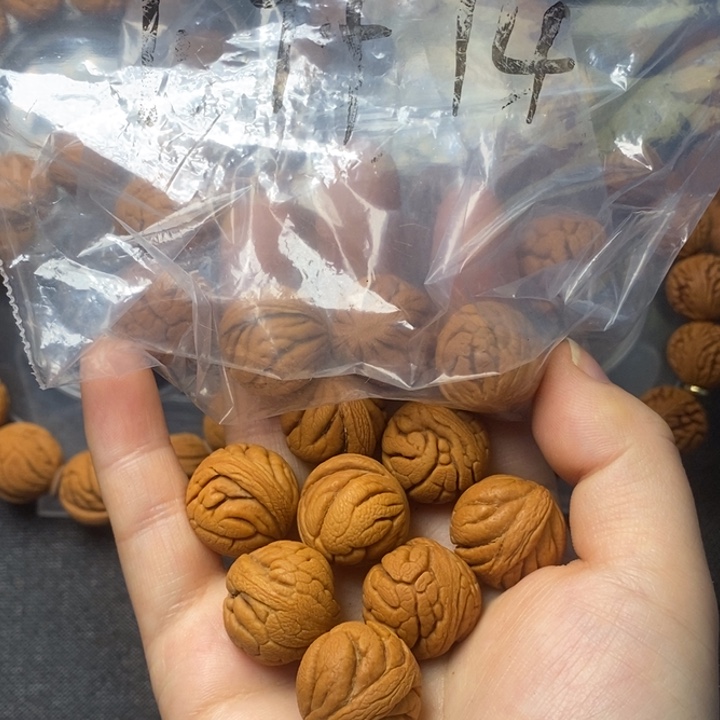 桃核吊坠秦岭山野生桃核