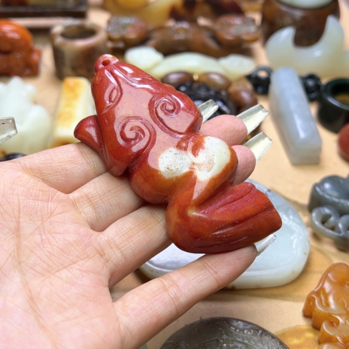 【闪购商品】蛇纹石玉颈饰未镶嵌