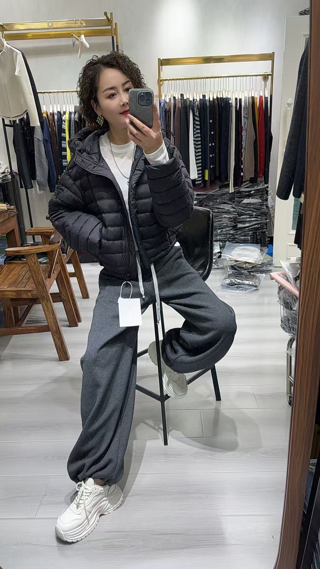 美丽家连帽轻薄鹅绒服