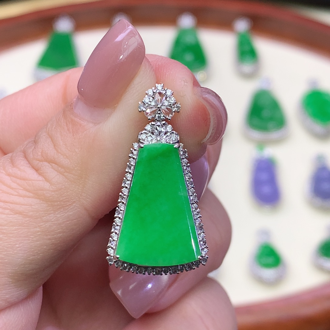 翡翠18K金镶嵌吊坠(不含链)