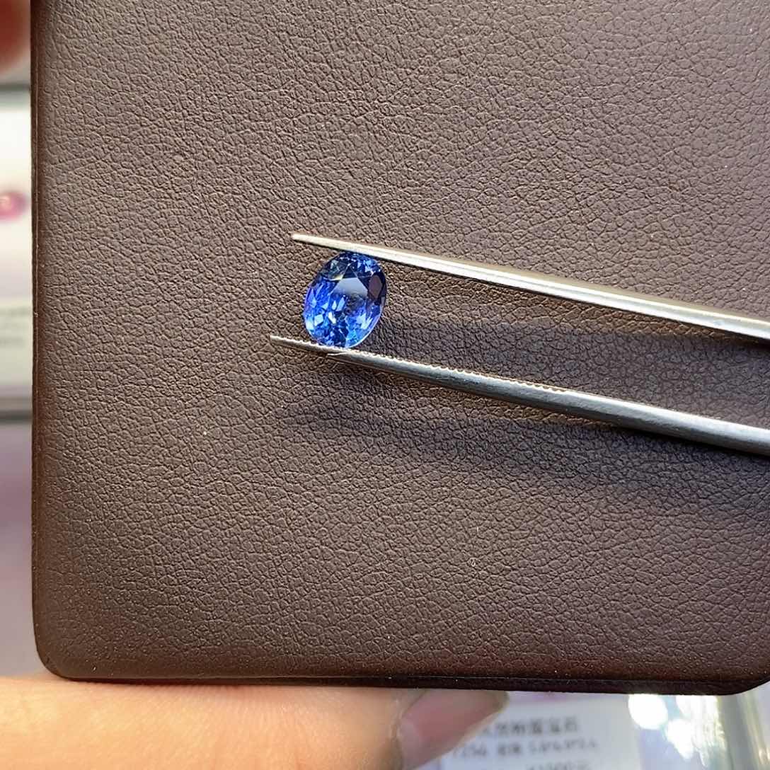 蓝宝石裸石蓝宝石