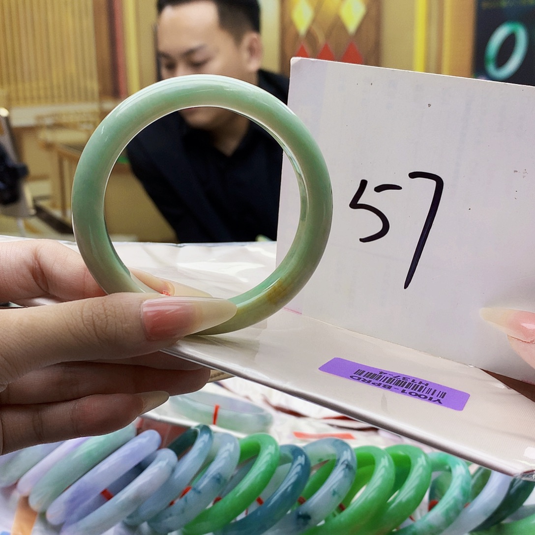 翡翠未镶嵌手镯hh