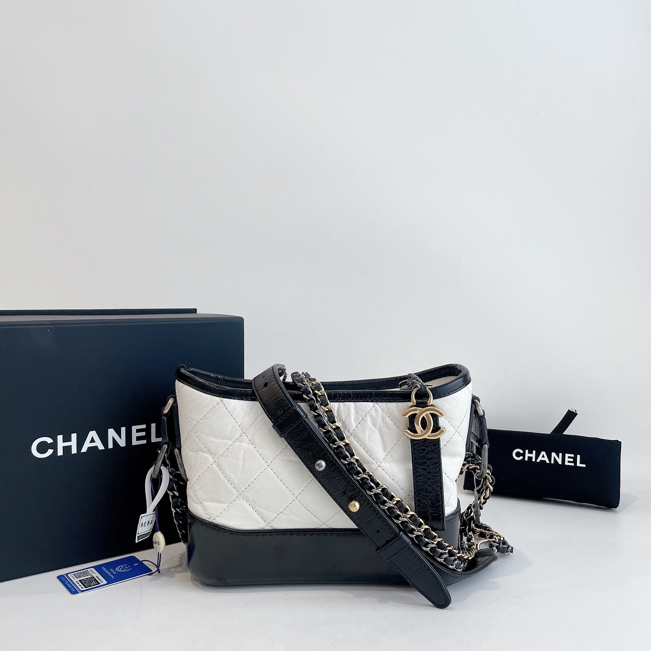 99新 Chanel/香奈儿 CAHNEL/香奈儿 黑白小号流浪单肩包