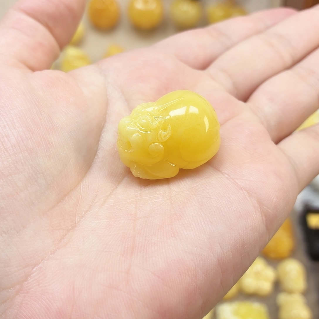 蜜蜡未镶嵌裸石福利不退换