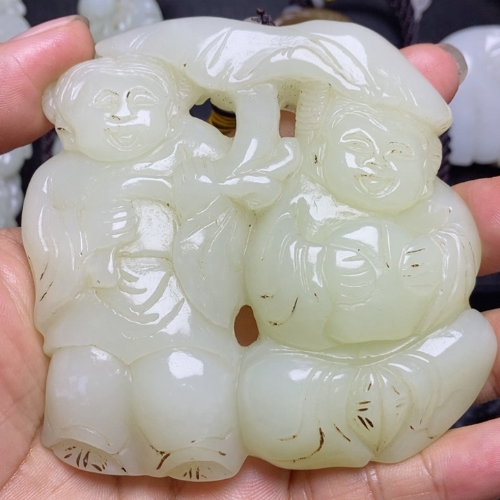 和田玉未镶嵌颈饰