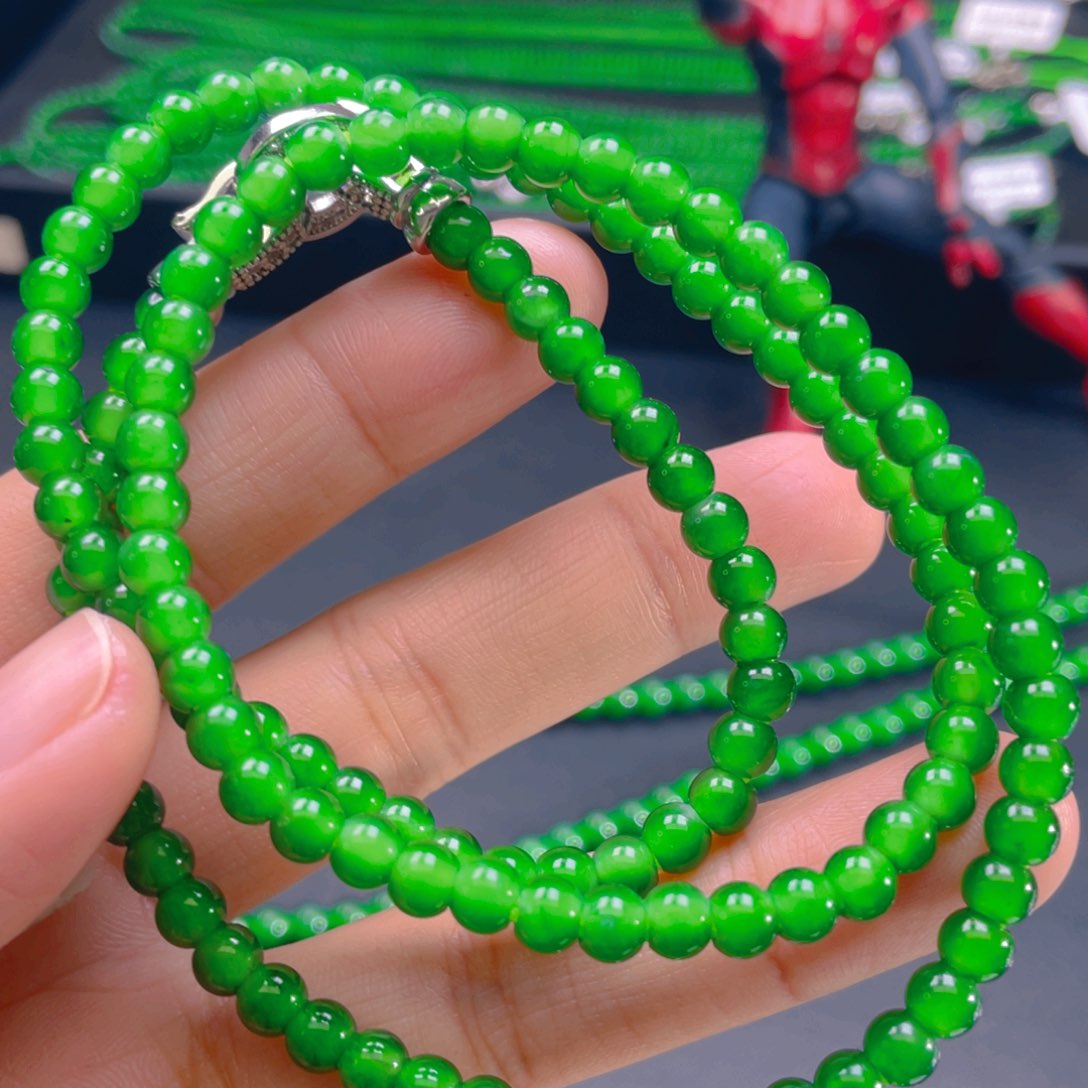 翡翠颈饰未镶嵌，1