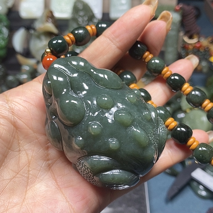 和田玉挂件未镶嵌