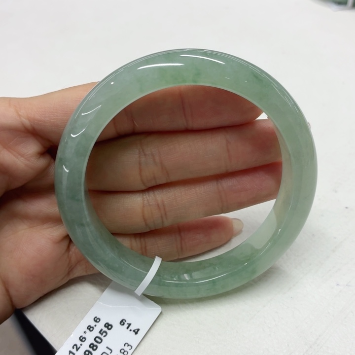 翡翠未镶嵌手镯57.8冰飘花